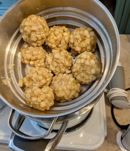 SchüsselMitKnödelVonOben